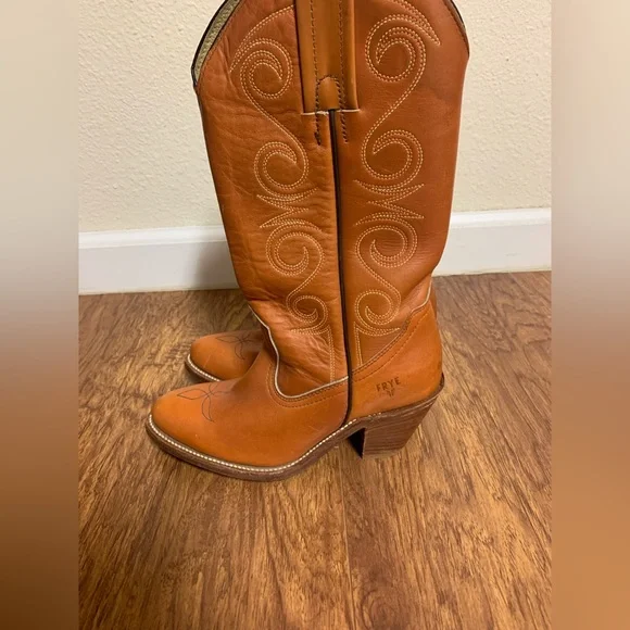 Vintage Frye women’s boots 5.5 Western Style # 7065. - Picture 3 of 7